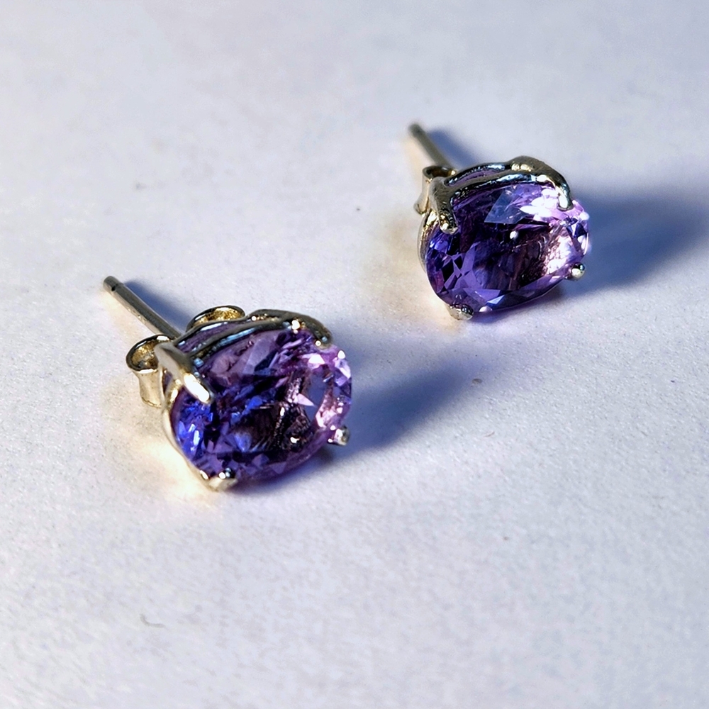 VTG 8x6mm 3cts Glowing Tanzanite Indigo 8x6mm 925 Stud Earrings, Our Last Pair - Picture 4 of 15